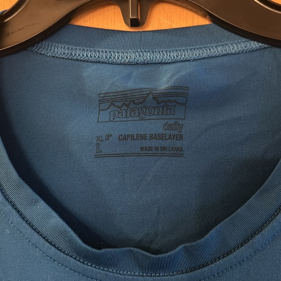 Patagonia Men’s Capilene Baselayer Short Sleeve Tee Shirt Blue Size L-XL - Picture 6 of 13